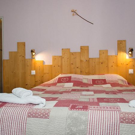 Gite Châtel Exteriör bild