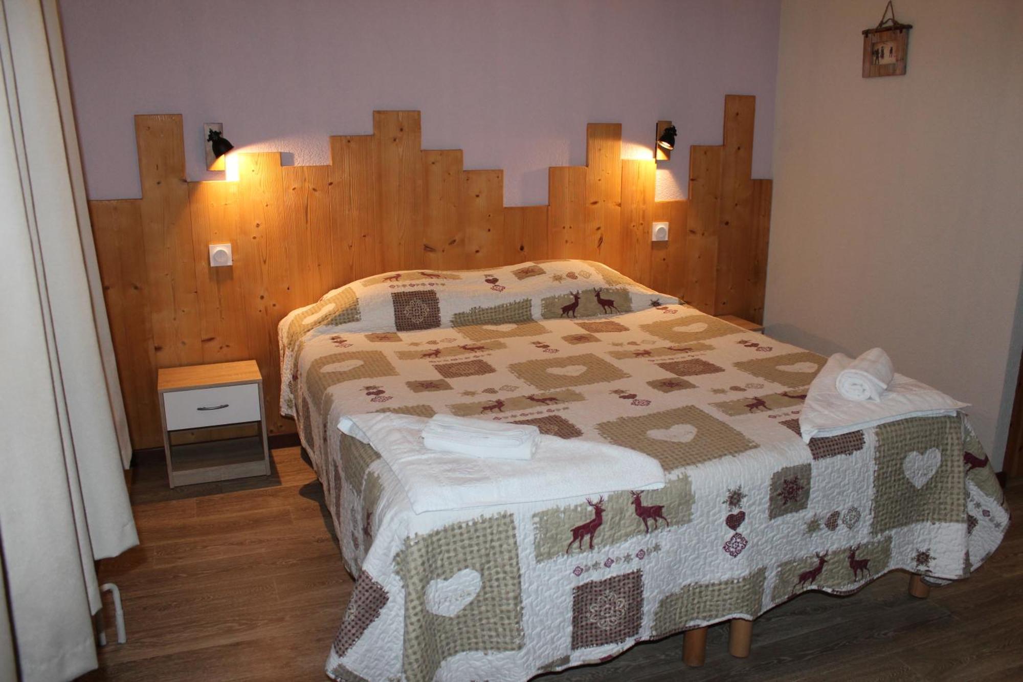Gite Châtel Exteriör bild