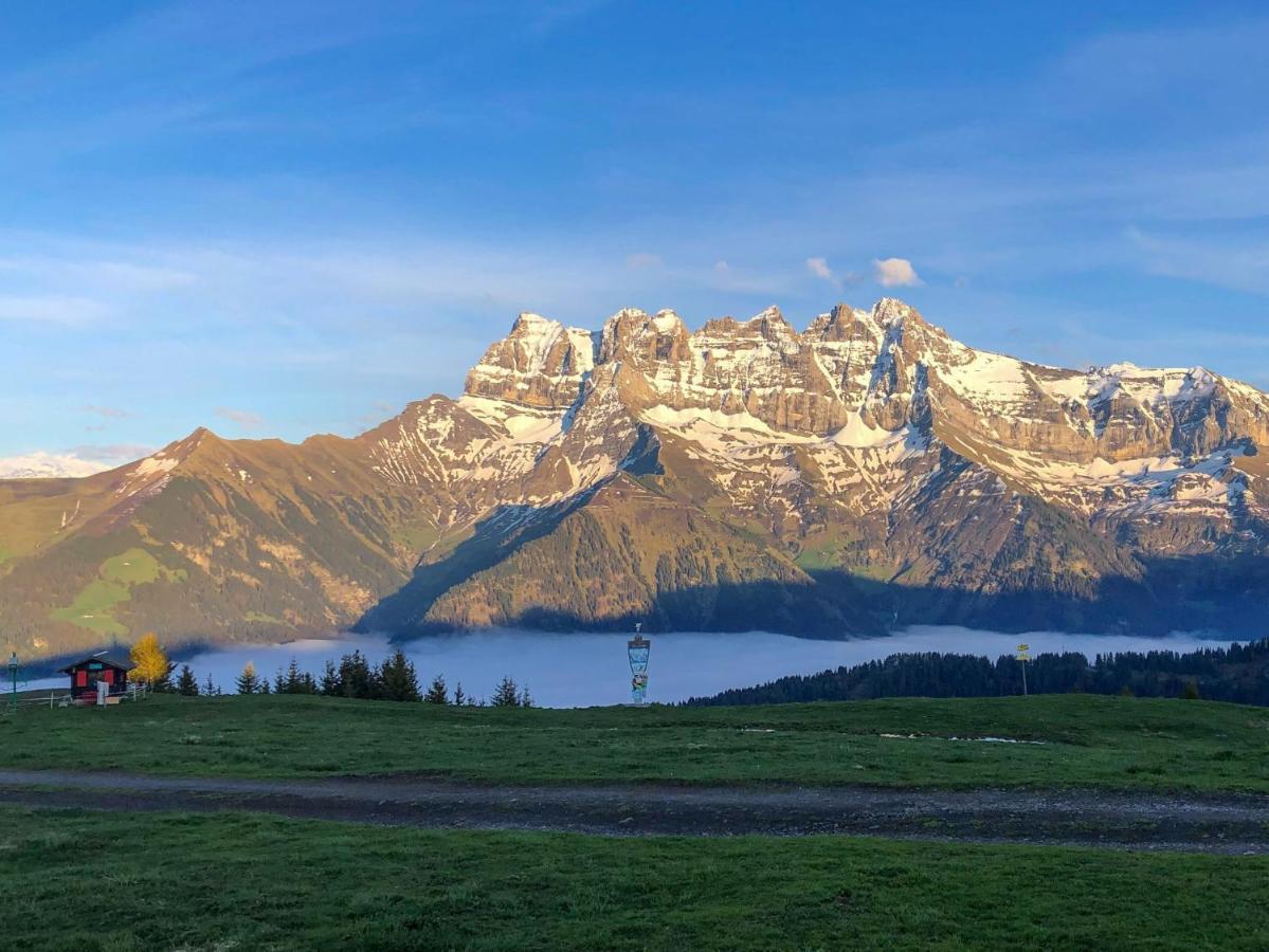 Gite Châtel Exteriör bild